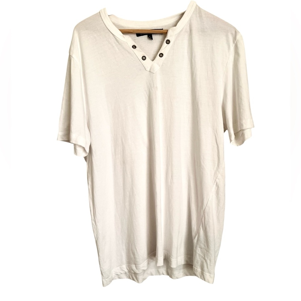 Kenneth Cole White Short Sleeve V Neck T Shirt